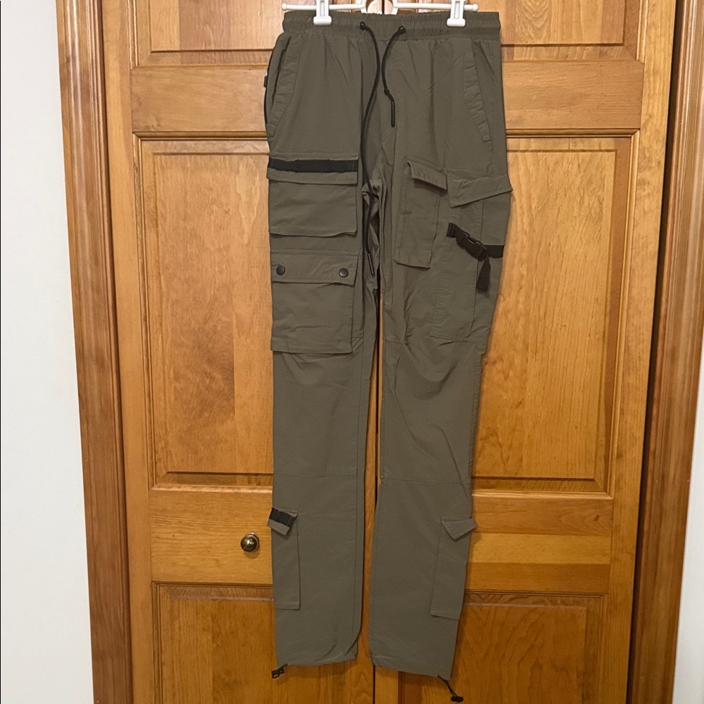 American Stitch Olive Cargo Pants; Size Small